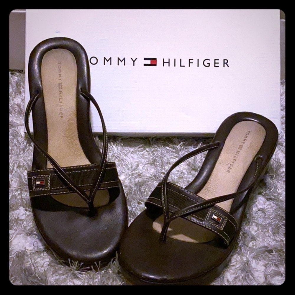 Dark brown gently worn Tommy Hilfiger sandles